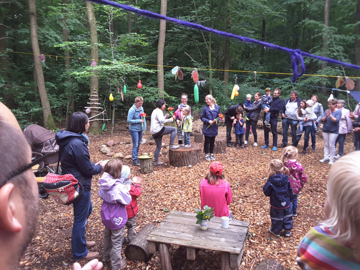 Die Waldkita in Essehof feierte jetzt ihr erstes Sommerfest mit vielen interessierten Besuchern. Foto: Gemeinde Lehre
