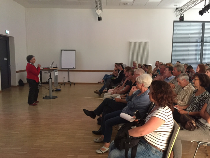 Rund 120 Besucher folgten den Ausführungen von Prof. Dr. Ulrike Ungerer-Röhrich. Foto: Stadt Wolfsburg