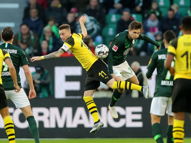 Elvis Rexhbacaj im Hinspiel gegen Torschütze Marco Reus. Es endete knapp mit 1:0 für die Borussia. Foto: Agentur Hübner

