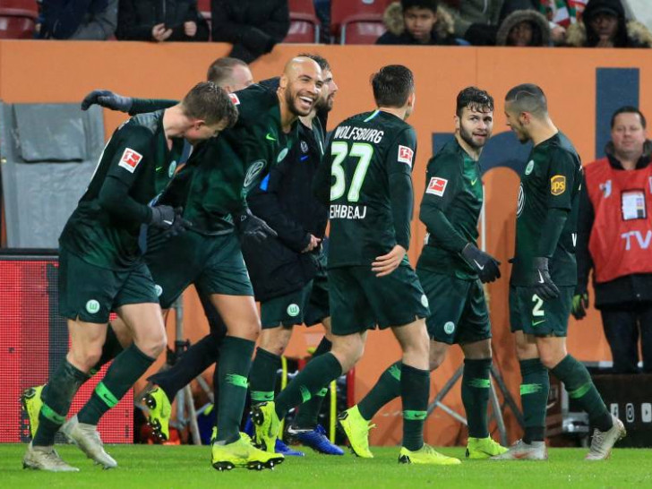 Große Freude über den achten Saisonsieg beim VfL Wolfsburg. Foto: imago/Philippe
