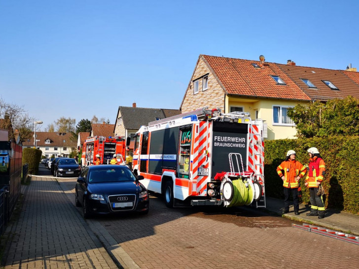 Die Feuerwehr wurde zu einem Einsatz in die Lappwaldstraße gerufen. Fotos: aktuell24/Kr