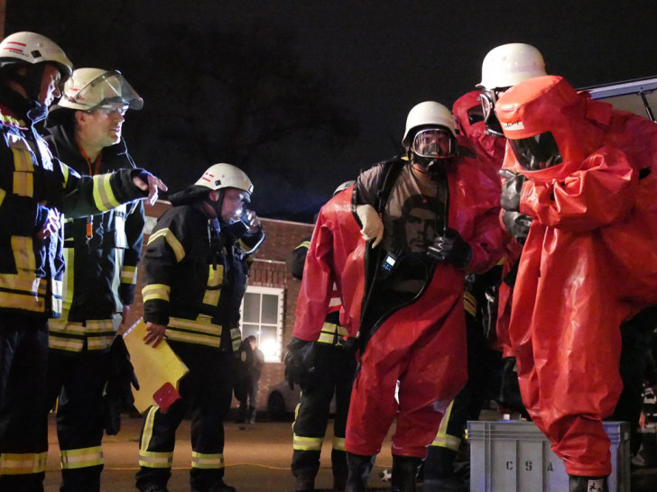 "Es darf nicht sein, dass unsere freiwilligen Feuerwehrleute mit fehlerhafter Sicherheitskleidung zum Einsatz müssen", findet der CDU-Vorsitzende Thorsten Köster und sieht die Stadt in der Verantwortung. Symbolfoto: Alexander Panknin