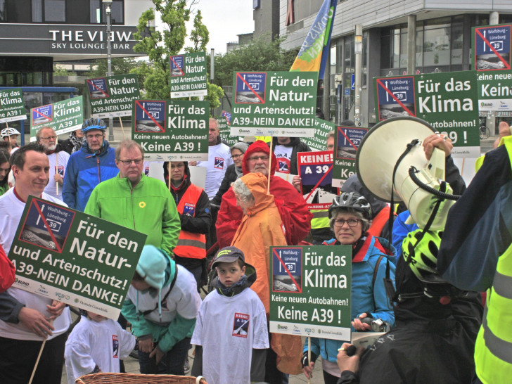 Viele demonstrierten am Samstag für eine Verkehrswende. Foto: Bund Gifhorn