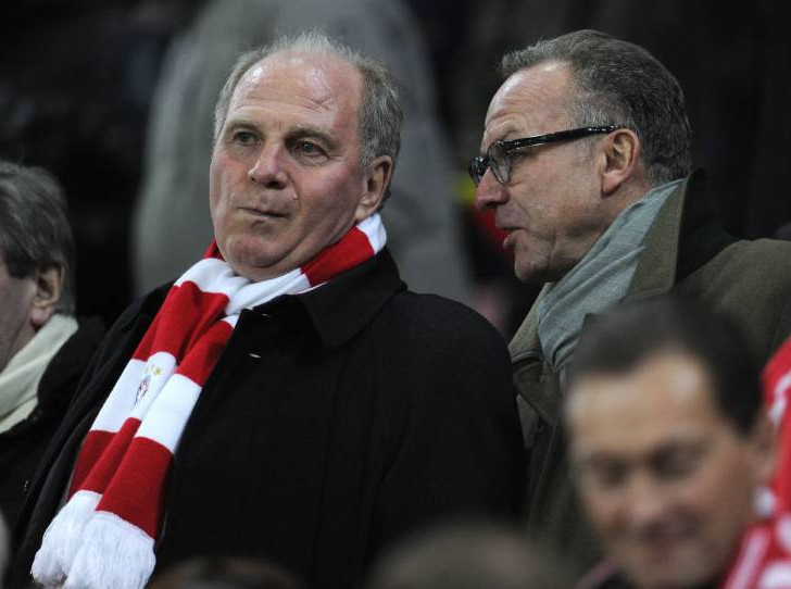 Rundumschlag gegen die Medien: Uli Hoeneß und Karl Heinz Rummenigge. Foto: imago/Team 2