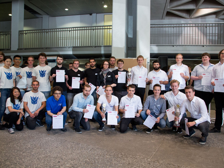 Am Tag der jungen Software-Entwickler 2017 wurde Studierende der TU für Programmiersprache, Simulation von Sumo-Ringkämpfen und Datensicherheit ausgezeichnet. Foto: TU Braunschweig