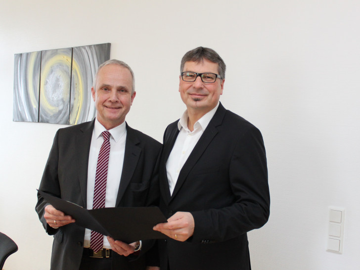 Braunschweiger Polizeipräsidenten Michael Pientka (rechts) und Goslars Landrat Thomas Brych. Foto: Landkreis Goslar