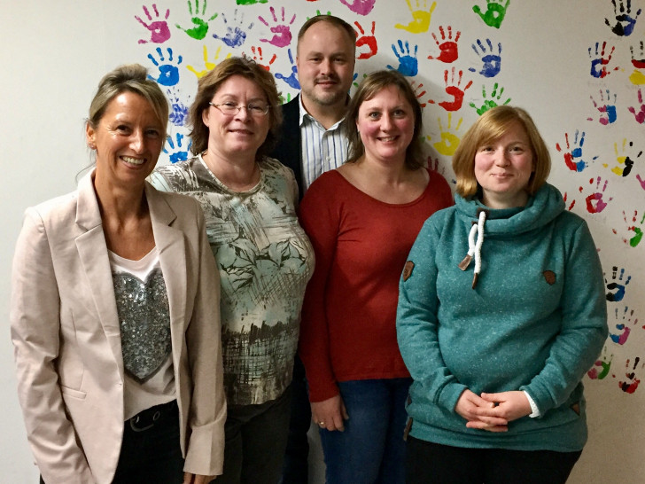 Simona Fischer-Peters, Sandra Gerbert, Sascha Göritz, Julia Vibrans und Nadine Mattmann. Foto: Sandy Feye): 