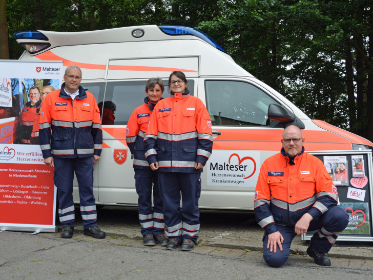 Letzte Wünsche erfüllen. Die  Malteser in Gifhorn beteiligen sich am Projekt Herzenswunsch-Krankenwagen. Foto: Malteser
