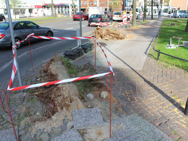 Die Beseitigung der Schäden ist derzeit noch im Gange. Foto: Alexander Dontscheff