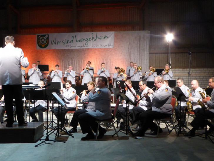 400 Gäste erlebten in Langelsheim das Konzert des Heeresmusikkorps aus Hannover. Foto: Günther Koschig