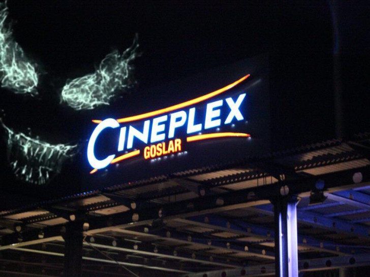 Ein Bösewicht zum Verlieben? Anti-Held „Venom" läuft derzeit im Cineplexx Goslar. Ob der Film überzeugt, zeigt regionalHeute.de in einer Kinokritik. Podcast/Foto: Nick Wenkel/Verleih