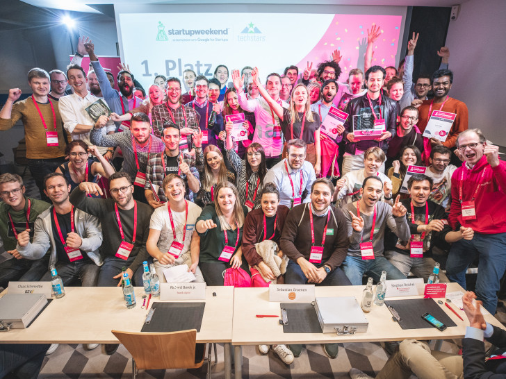 Die 80 Teilnehmer des Startup Weekends und die rund 300 Gäste der Pitch Night Braunschweig feierten den Ideenreichtum der Region. Foto: borek.digital