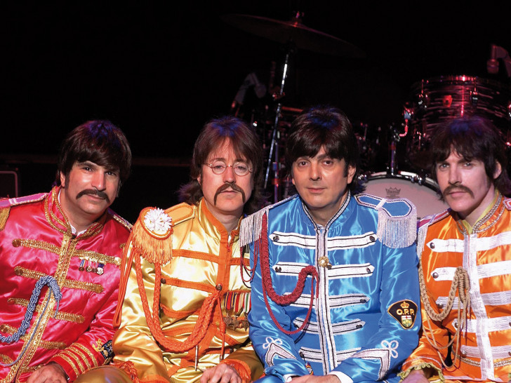 Beatles-Musical "all you need is love!". Foto: Beatles-Musical "all you need is love!"/estrell