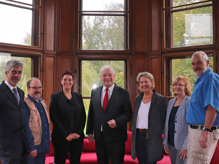 Von links: Matthias Jäschke, Wolfgang Wöllcke, Sarah Grabenhorst-Quidde, Bernd Busemann, Helena von Cramm, Ilona Dinter und Dirk Rollwage. Foto: CDU