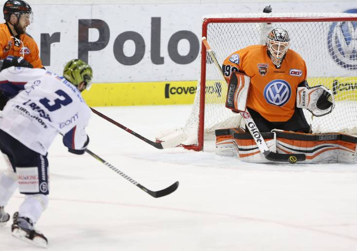 Die Grizzlys treten am ersten Spieltag bei den Iserlohn Roosters an. imago/foto2press