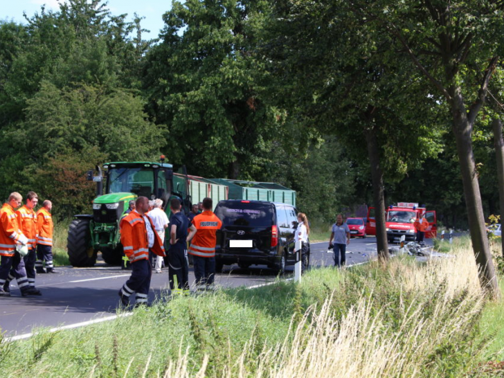 Ein schwerer Unfall ereignete sich am Dienstag gegen 14 Uhr zwischen Remlingen und Semmenstedt, Foto: Max Förster