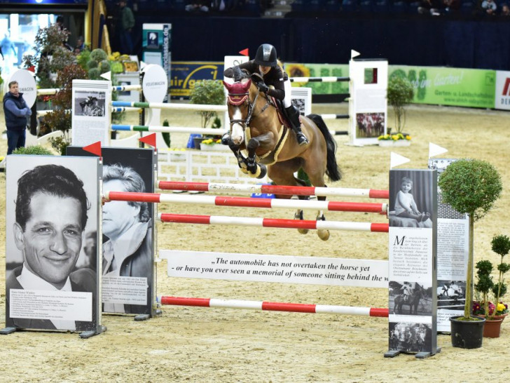 Finja Bormann gewinnt die Qualifikation für den Großen Preis. Foto: Foto-Design gr. Feldhaus 