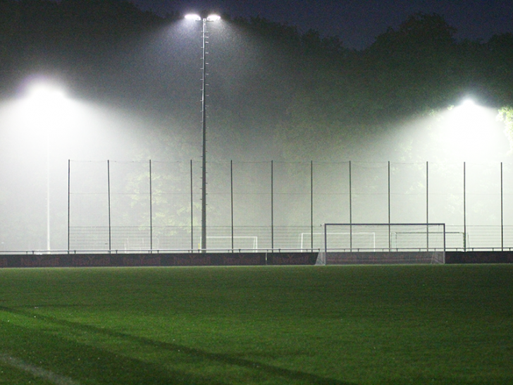 Der MTV Isenbüttel will die Sportplatzbeleuchtung auf LED umstellen. Symbolfoto: Frank Volmer
