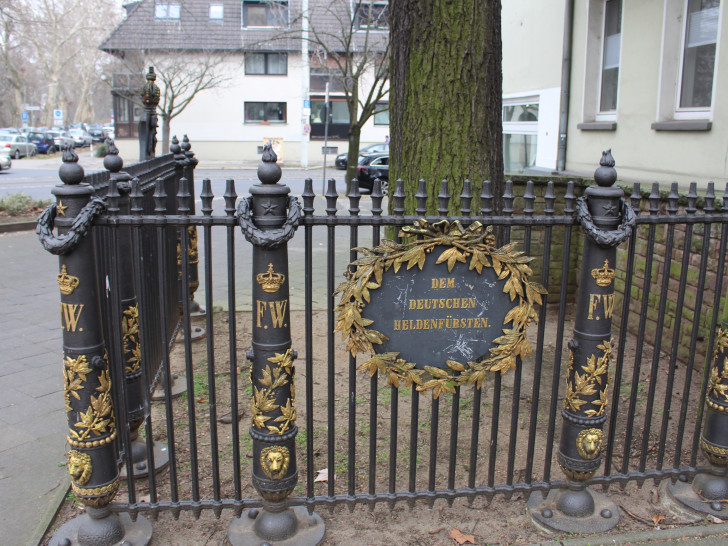Naturdenkmäler wie die Friedrich-Wilhelm-Eiche am Petritor sollen sichtbarer gemacht werden. Foto: Alexander Dontscheff