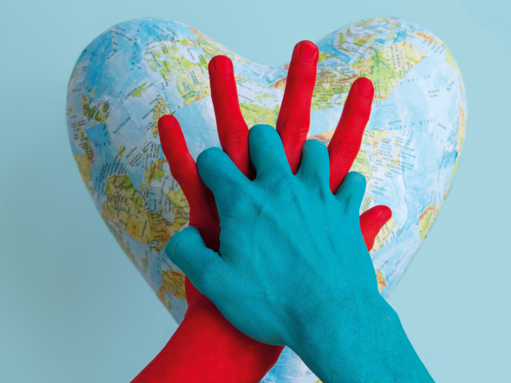 Am 16. Oktober, dem „World Restart a Heart Day“, schulen Mitarbeiter der Helios Klinik Wittingen Interessierte von 13 bis 15 Uhr im Foyer des Krankenhauses in Wiederbelebungstechniken. Foto: Helios Kliniken