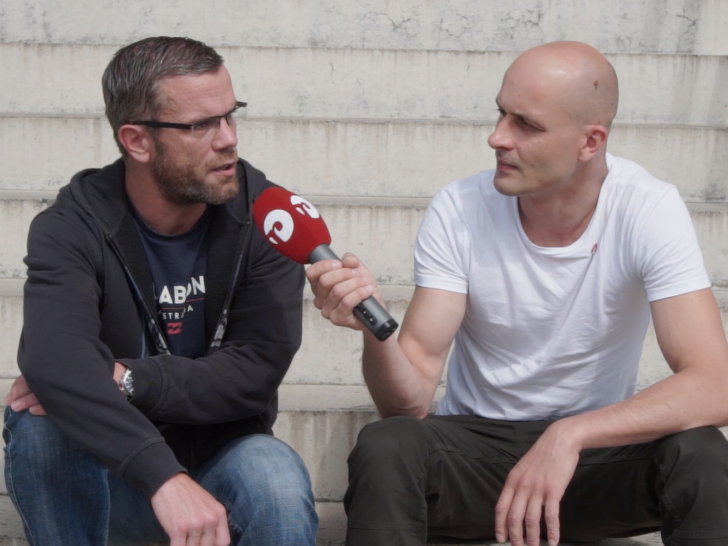 Jens Bartels traf den Wolfsburger Marian Ciambella (li.), der gemeinsam mit Tobias Burhenne die Hilfsaktion "Strampeln für Max" in das Leben rief. Foto/Video: Bartels