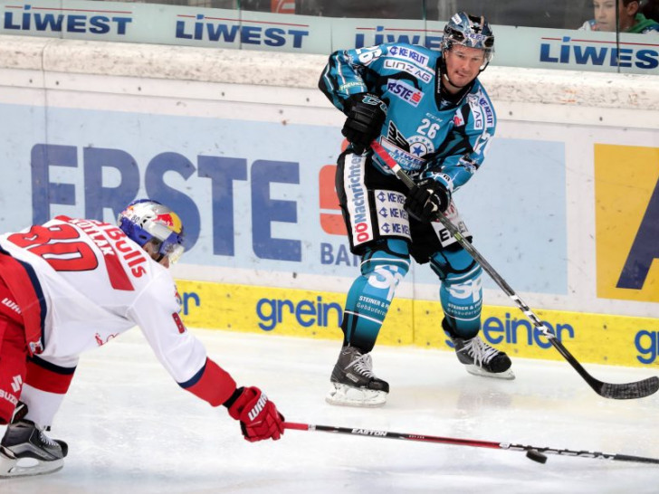 Rob Hisey (re.) schießt bald Tore für die Grizzlys. Foto: Imago/Gepa
