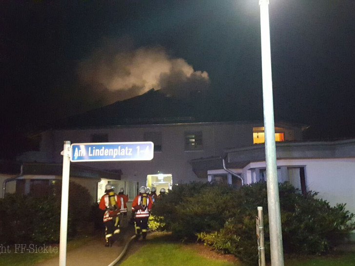 Der Sachschaden, der durch das Feuer entstanden ist, wird auf mehrere Zehntausend Euro geschätzt. Fotos: FF Sickte
