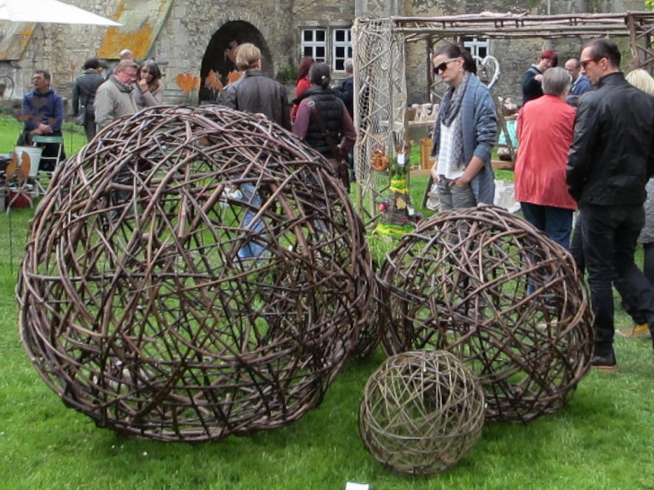 Am 1. Mai öffnet der 8. Kunsthandwerkermarkt auf dem Rittergut Veltheim seine Türen. Foto: privat