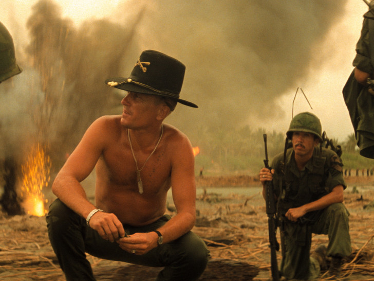 Der Film "Apocalypse Now" zeigt die Widersprüchlichkeiten und den Wahnsinn des Vietnamkrieges auf. Foto: Studiocanal