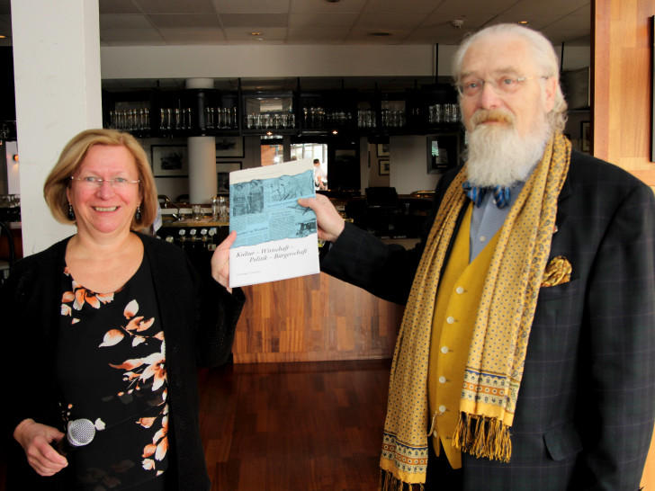 Heidemarie Mundlos und Prof. Dr. Gerd Biegel. Foto: Siegfried Nickel