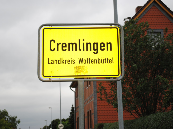 In der Gemeinde Cremlingen wurden mehrere Ortsschilder entwendet. Foto: Marc Angerstein