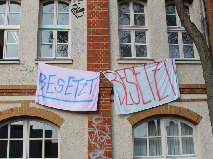 Zurzeit besetzen Kunststudenten der HBK die Atelierräume der Kunsthochschule in der Blumenstraße. Fotos: Marian Hackert