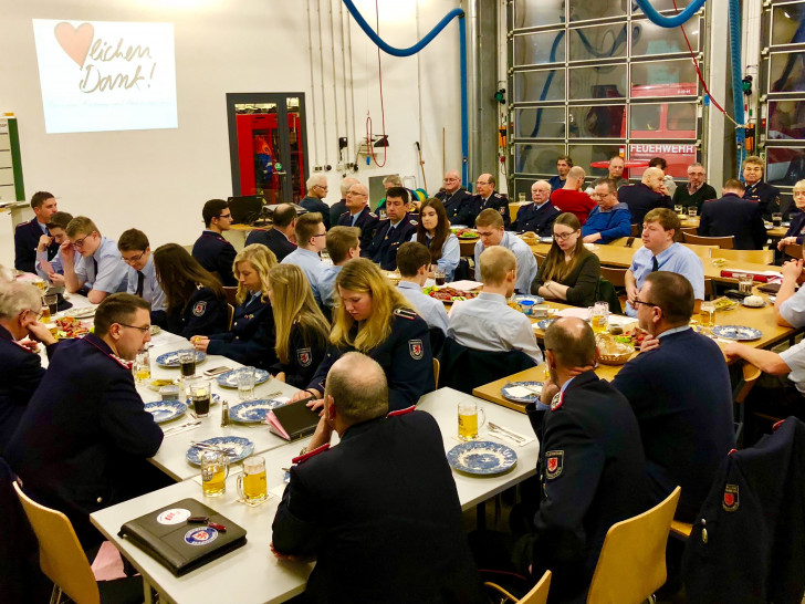 Am Samstag fand die Jahreshauptversammlung der Freiwilligen Feuerwehr Leiferde statt. Fotos: Freiwillige Feuerwehr Leiferd