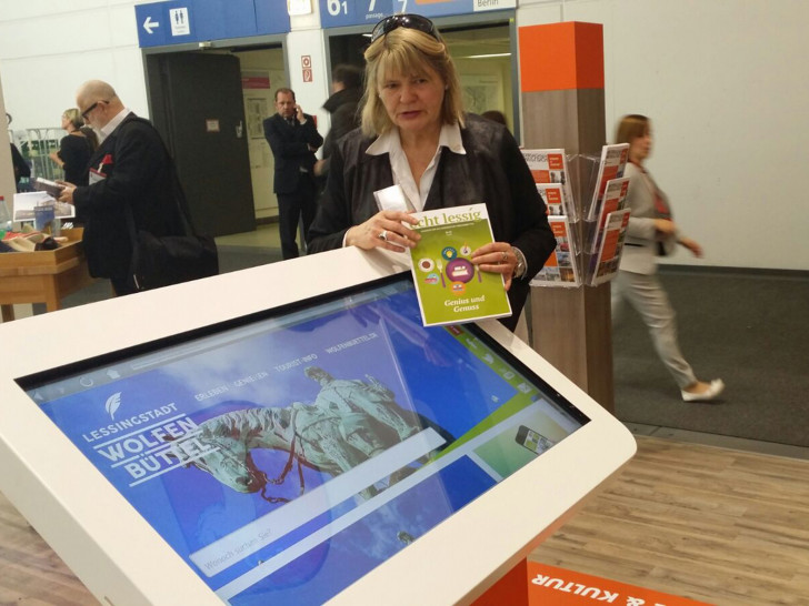 Donata Sengpiel-Schröder präsentiert noch bis Sonntag Wolfenbüttel auf der ITB in Berlin. Foto: Stadt Wolfenbüttel