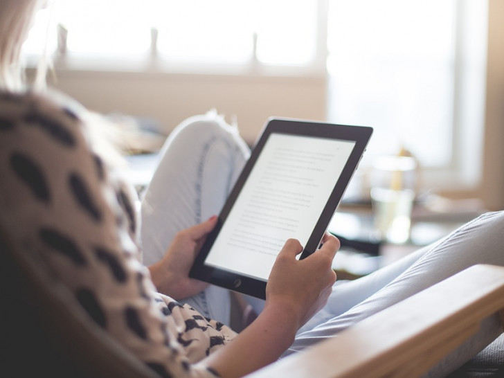 Wer den Umgang mit dem E-Reader lernen möchte, hat im Januar in der Stadtbücherei zwei Gelegenheiten. Symbolfoto: pixabay