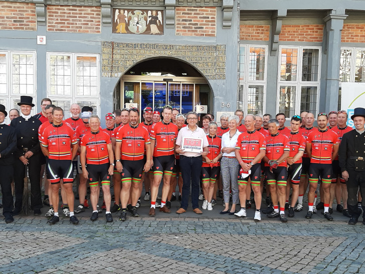 Die Glückstour machte Halt in Wolfenbüttel. Foto: Landkreis Wolfenbüttel/Klingenberg