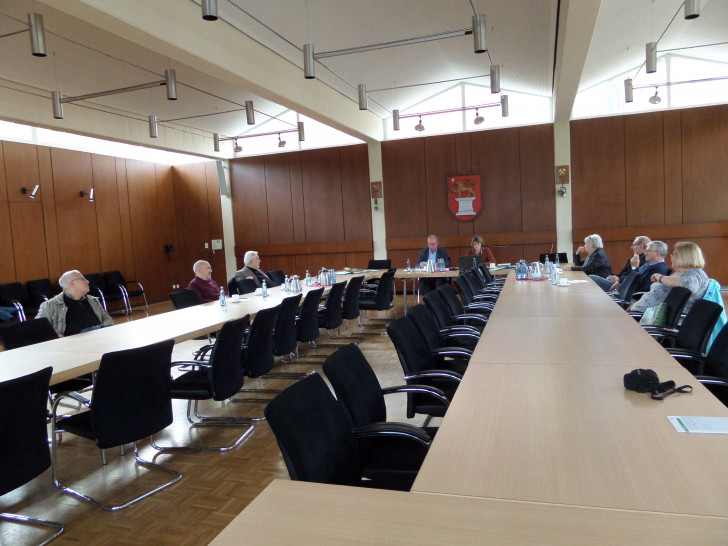 Die Wahlausschussmitglieder trafen sich Mittwochvormittag zu einer öffentlichen Sitzung im Neuen Rathaus. Foto: Stadt Schöningen