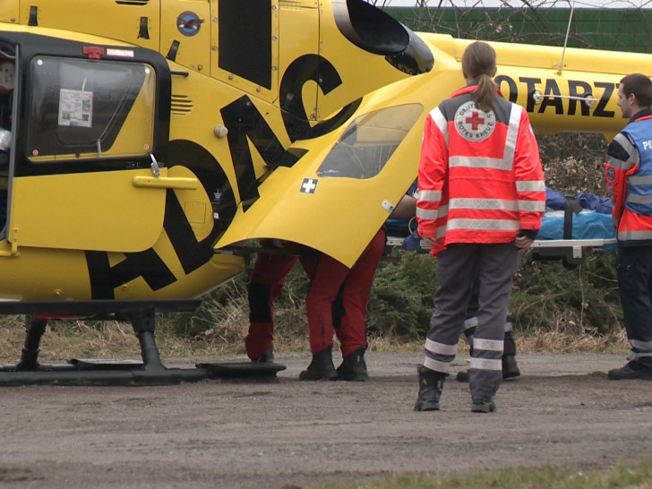 Drei Motorräder landeten im Graben. Ein verletzter musste mit dem Hubschrauber nach Braunschweig geflogen werden. Symbolfoto: aktuell24