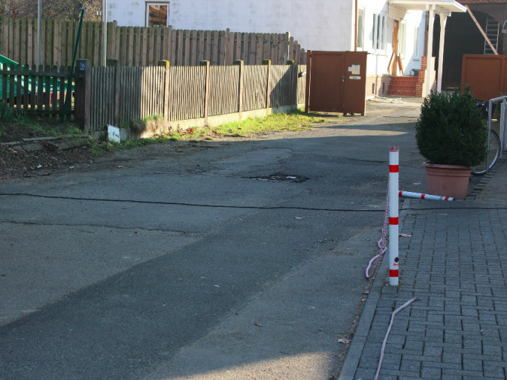 Stadt will 15.000 Euro für neuen Asphalt eines Anliegerweges ausgeben. Foto: Max Förster