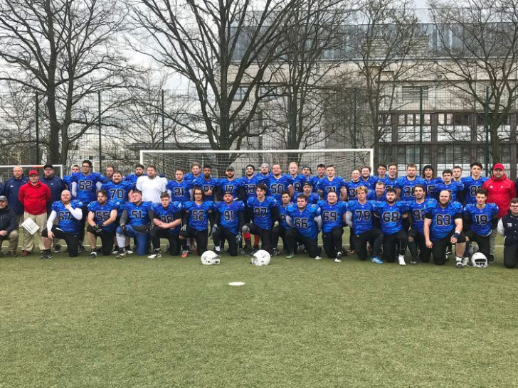 Fast 60 Spieler umfasst der Kader der Steelers. Die brennen auf die Premiere auf heimischem Boden. Und laufen dann in bandneuen Jerseys auf. Foto: Steelers