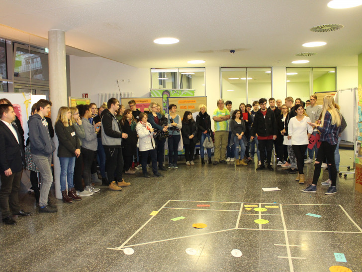 Jugendliche stellten am Donnerstag ihre Projekte im Rahmen der Jugendkonferenz vor. Fotos/Video: Anke Donner