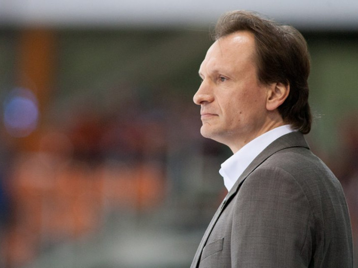 Grizzlys Trainer Pavel Gross lässt sich die Favoritenrolle wie gewohnt nicht aufdrücken. Foto: Reinelt/PresseBlen.de