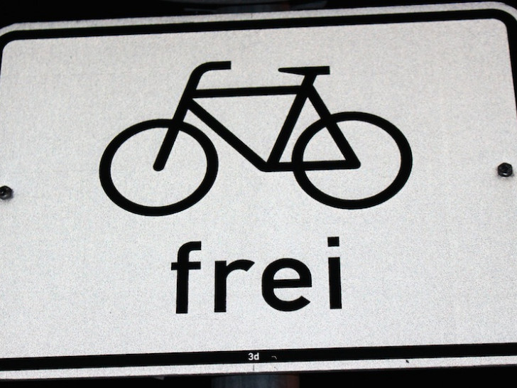 Fahrradschild Symbolbild. Foto: Max Förster