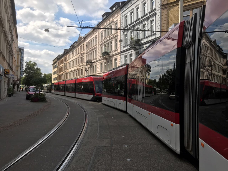 Die  Braunschweiger Verkehrs-GmbH macht darauf aufmerksam, dass es aufgrund der Cycle-Tour zu Umleitungen und Einstellungen der  Bus- und Straßenbahnlinien kommt. Symbolfoto: Nick Wenkel