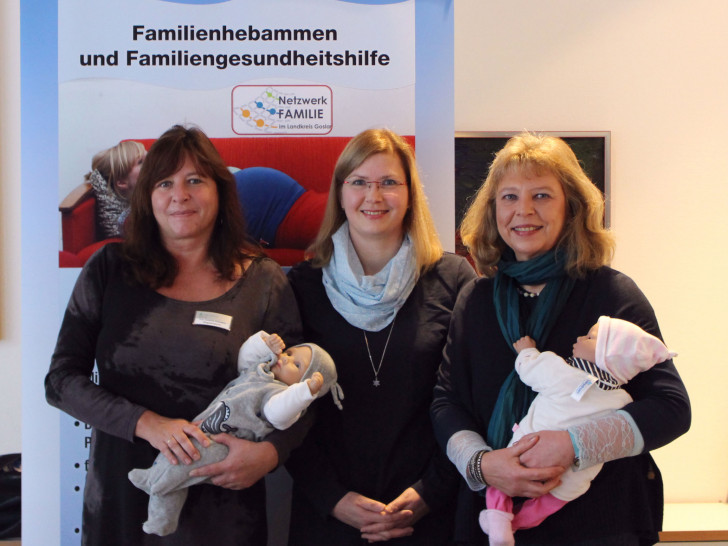 Die Verantwortlichen für das neue Hilfsangebot. v.l.n.r. Susanne Graudenz, Anja Elstner-Neugebauer,  Marita Siebeneicher. Foto: Alexander Panknin