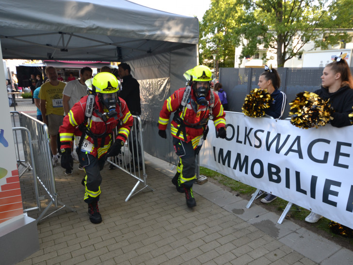 Sieben Feuerwehr-Staffeln haben sich zum Treppenlauf angemeldet. Foto: WMI