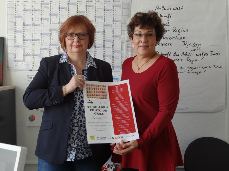 Beate Ebeling, Gleichstellungsbeauftragte Stadt Wolfsburg, und Alia Lira Hartmann, Mex.-Dt. Gesellschaft e.V. WOB. Foto: Stadt Wolfsburg