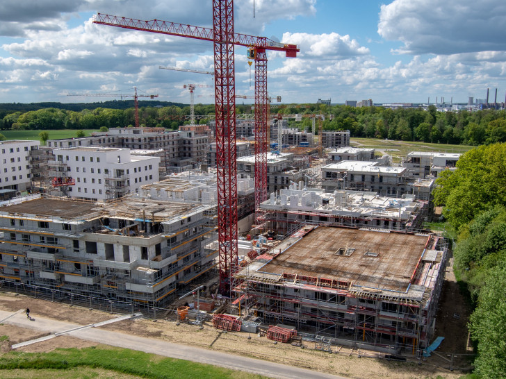 Nimmt Formen an: Beim Tag der offenen Baustelle im Steimker Quartett durften erste Wohnungen im Rohbau besichtigt werden. Foto: Sparkasse Gifhorn-Wolfsburg