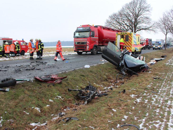 In der Nähe von Jembke kam es zu einem schweren Unfall. Foto: Christoph Böttcher