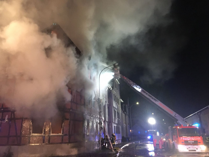 Nach dem verheerenden Feuer in der Zickerickstraße konnten bereits zwei Familien vermittelt werden. Foto: Aktuell24